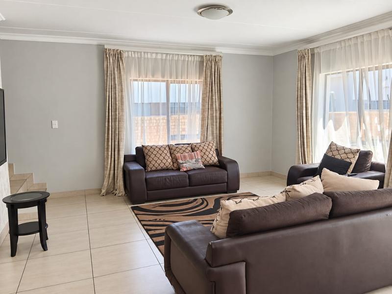 3 Bedroom Property for Sale in Thatchfield Gauteng