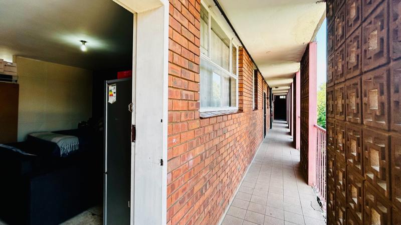 1 Bedroom Property for Sale in Pretoria Central Gauteng