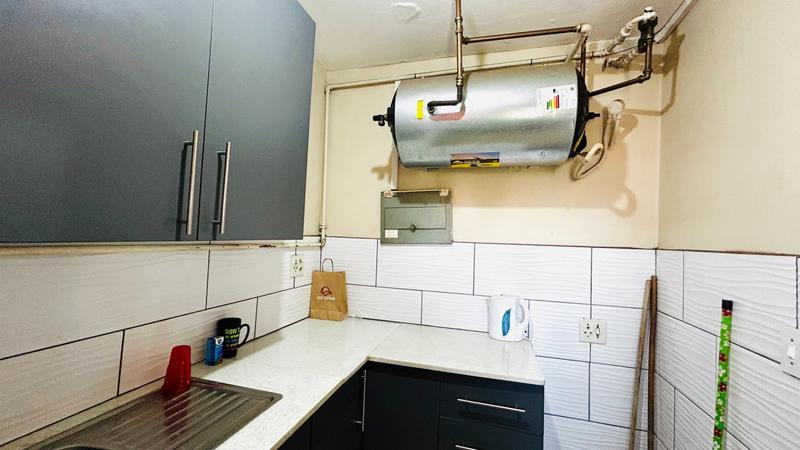 1 Bedroom Property for Sale in Pretoria Central Gauteng