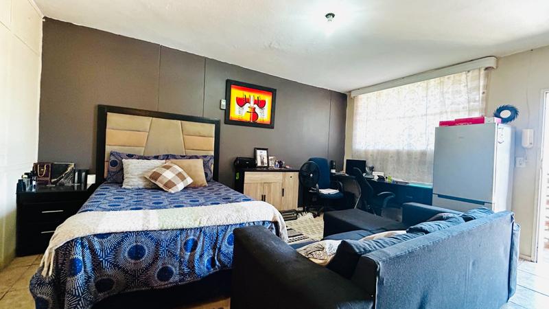 1 Bedroom Property for Sale in Pretoria Central Gauteng