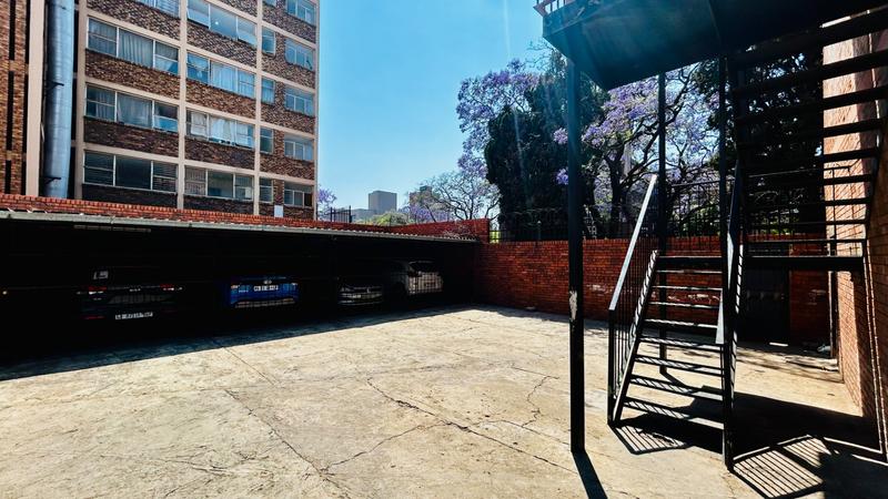 1 Bedroom Property for Sale in Pretoria Central Gauteng