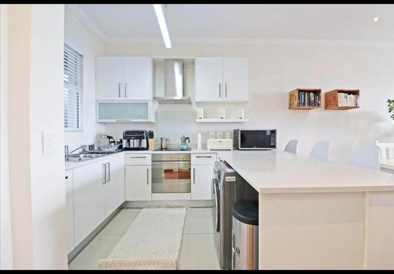 To Let 3 Bedroom Property for Rent in Bryanston Gauteng