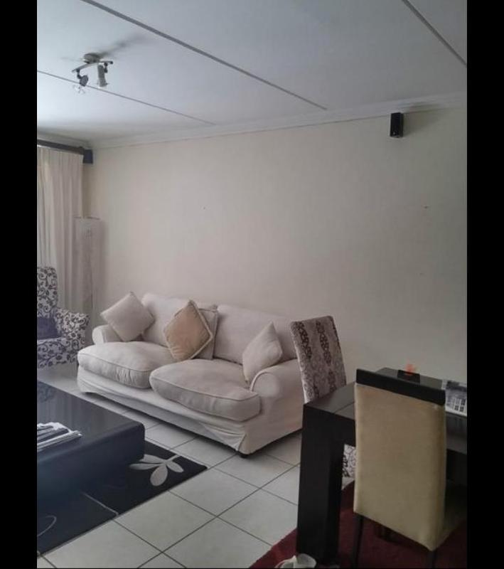 To Let 2 Bedroom Property for Rent in Morningside Gauteng