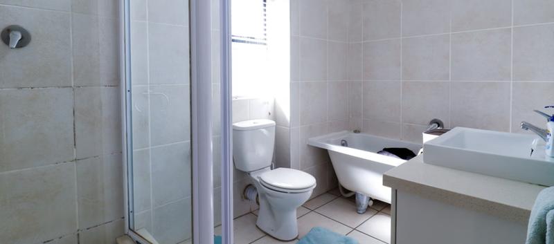 To Let 2 Bedroom Property for Rent in Morningside Gauteng