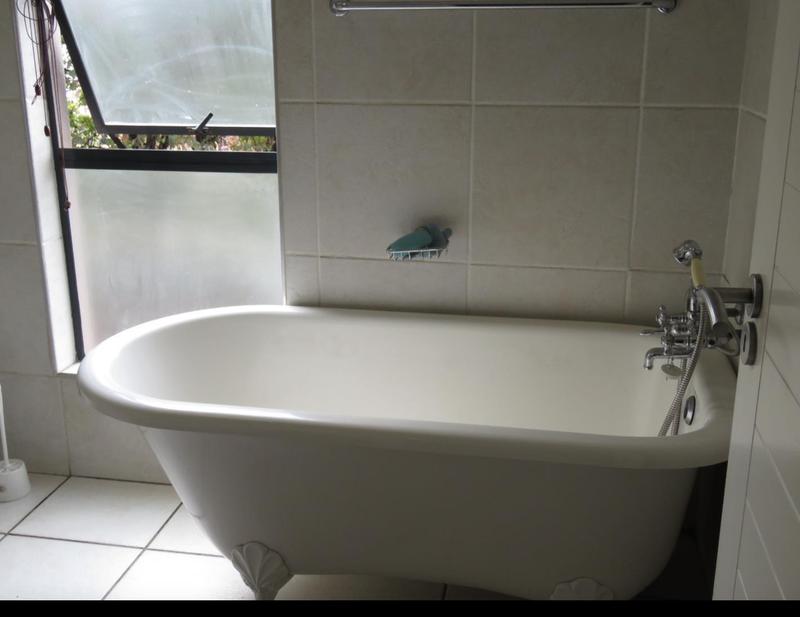To Let 2 Bedroom Property for Rent in Morningside Gauteng