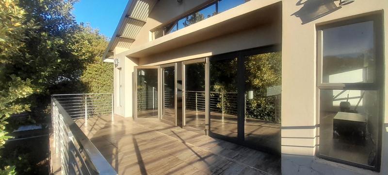 6 Bedroom Property for Sale in Linden Gauteng