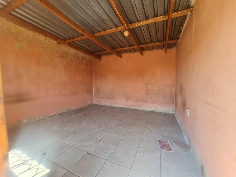 1 Bedroom Property for Sale in Phumula Gauteng