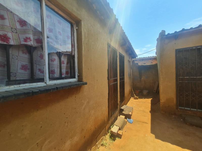 1 Bedroom Property for Sale in Phumula Gauteng