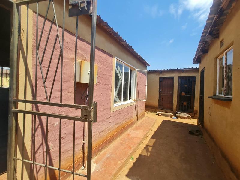 1 Bedroom Property for Sale in Phumula Gauteng