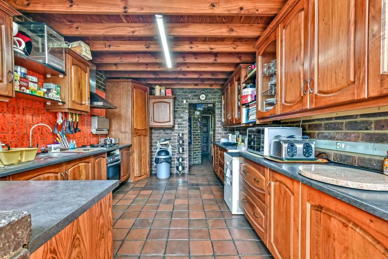 4 Bedroom Property for Sale in Glenvista Gauteng