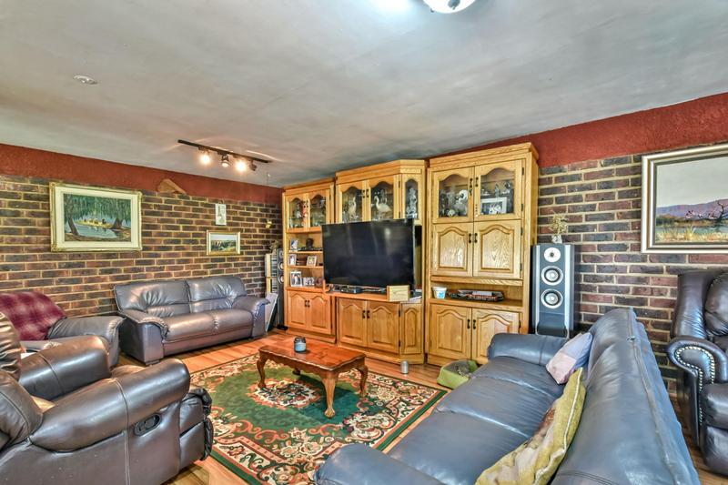 4 Bedroom Property for Sale in Glenvista Gauteng