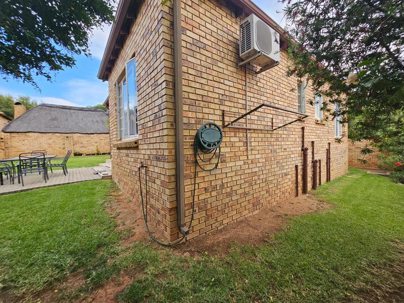 2 Bedroom Property for Sale in Honeydew Gauteng