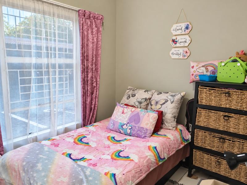 To Let 3 Bedroom Property for Rent in Strubenvale Gauteng