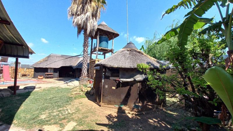 2 Bedroom Property for Sale in Kameeldrift West Gauteng