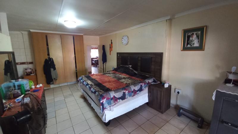2 Bedroom Property for Sale in Kameeldrift West Gauteng