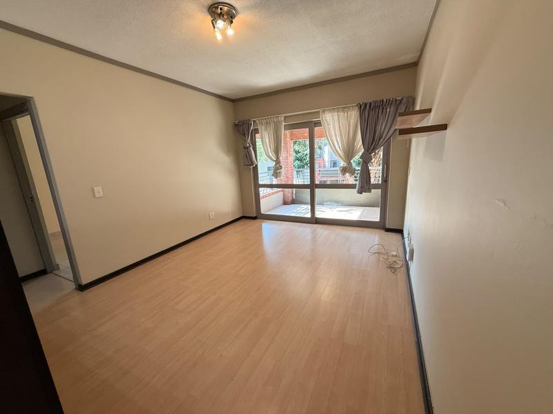 To Let 1 Bedroom Property for Rent in Bryanston Gauteng