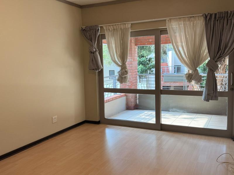 To Let 1 Bedroom Property for Rent in Bryanston Gauteng