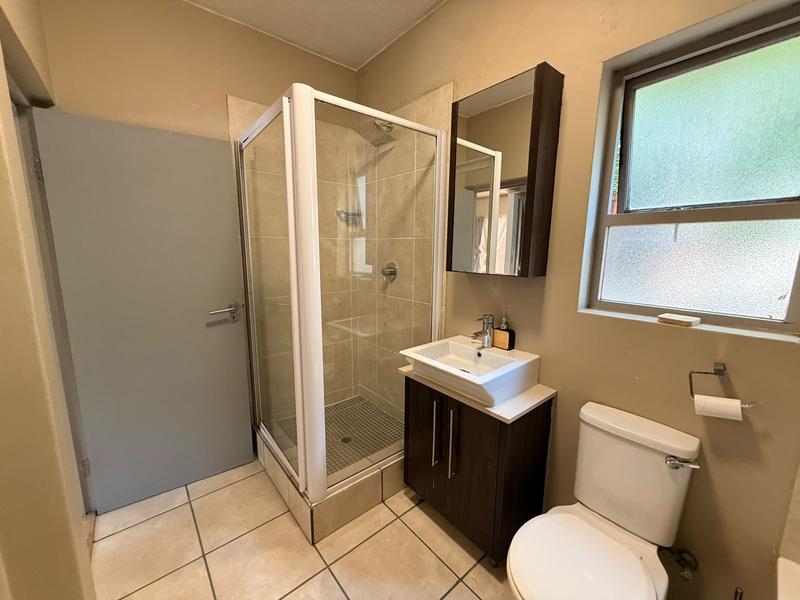 To Let 1 Bedroom Property for Rent in Bryanston Gauteng