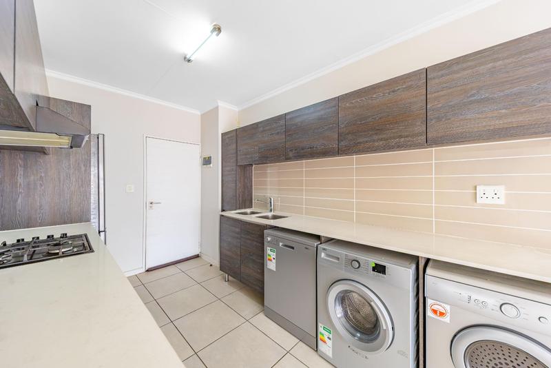1 Bedroom Property for Sale in Olivedale Gauteng