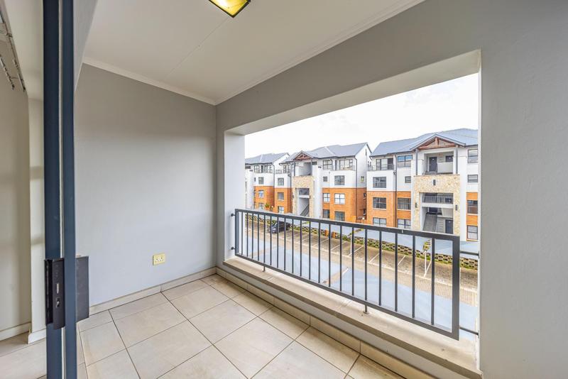1 Bedroom Property for Sale in Olivedale Gauteng