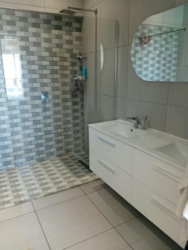 To Let 4 Bedroom Property for Rent in Sunnyridge Gauteng