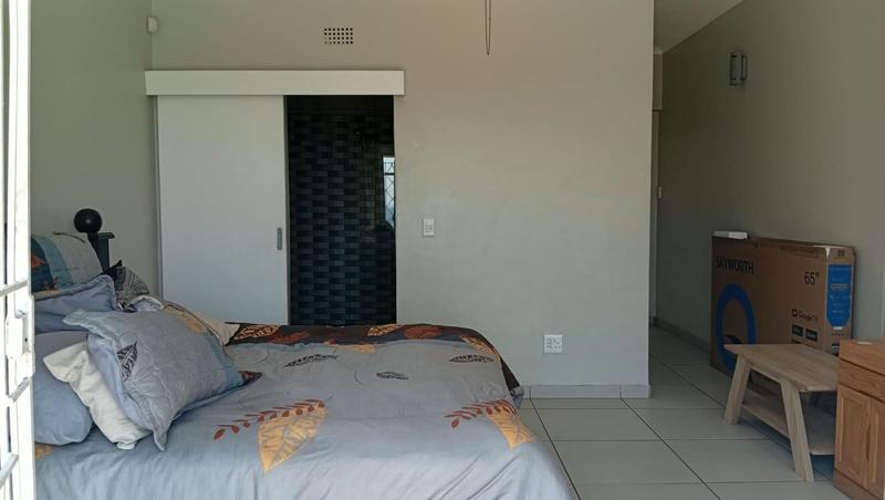 To Let 4 Bedroom Property for Rent in Sunnyridge Gauteng