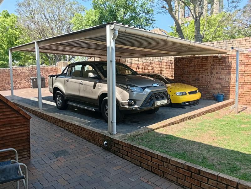 To Let 4 Bedroom Property for Rent in Sunnyridge Gauteng