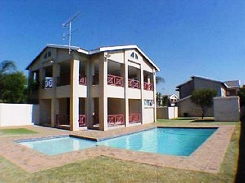 To Let 2 Bedroom Property for Rent in Noordhang Gauteng