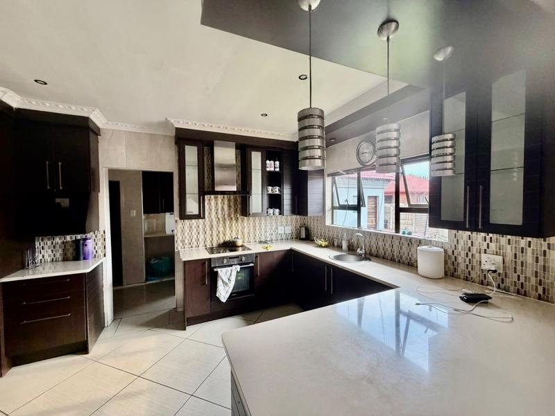 3 Bedroom Property for Sale in Vanderbijlpark SE 6 Gauteng