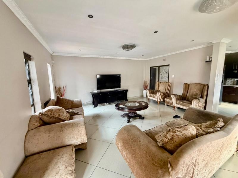 3 Bedroom Property for Sale in Vanderbijlpark SE 6 Gauteng