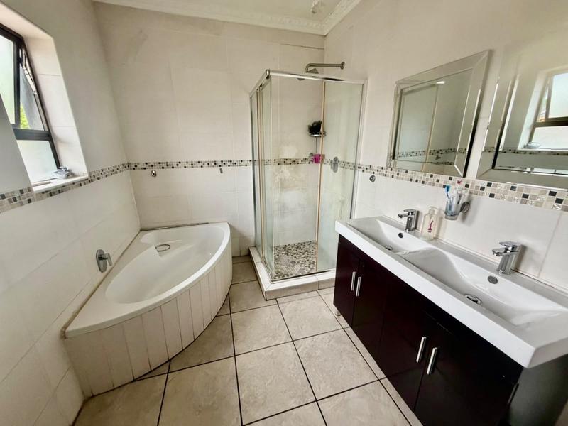 3 Bedroom Property for Sale in Vanderbijlpark SE 6 Gauteng
