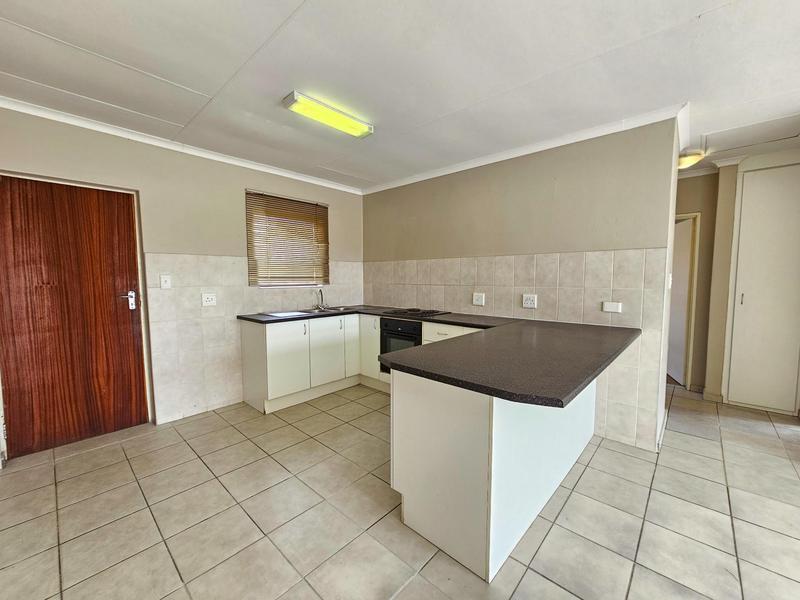 To Let 2 Bedroom Property for Rent in Princess A H Gauteng