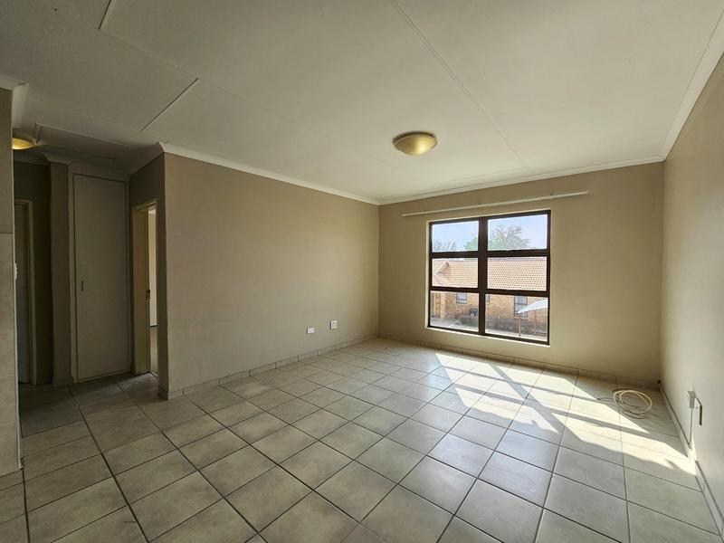 To Let 2 Bedroom Property for Rent in Princess A H Gauteng