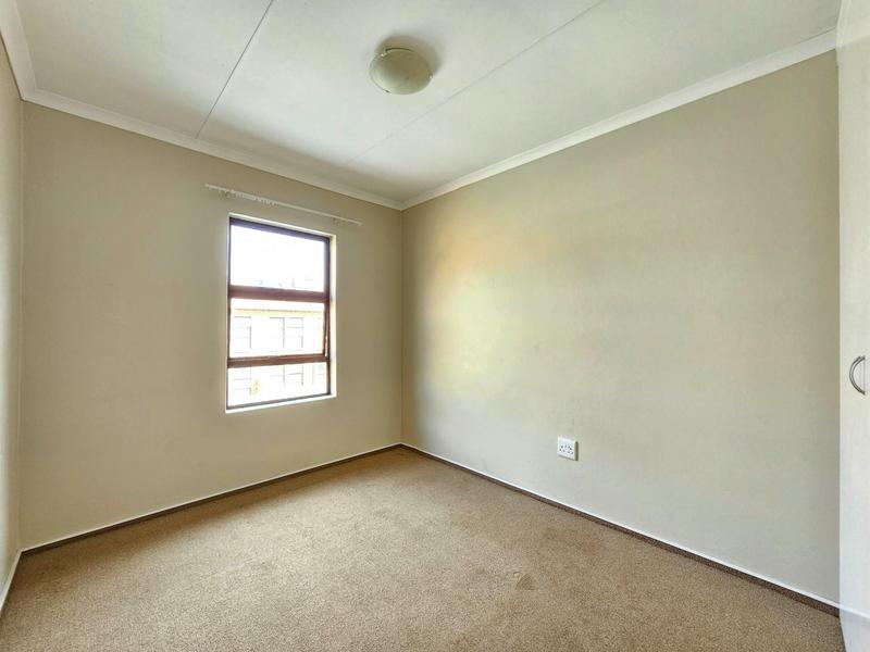 To Let 2 Bedroom Property for Rent in Princess A H Gauteng