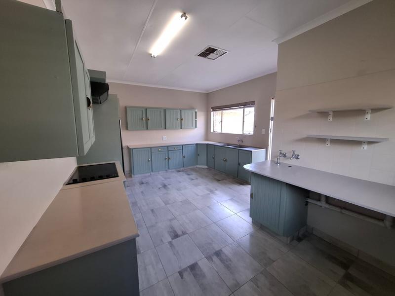To Let 3 Bedroom Property for Rent in Garsfontein Gauteng