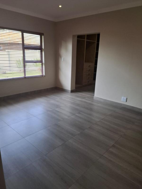 To Let 3 Bedroom Property for Rent in Garsfontein Gauteng