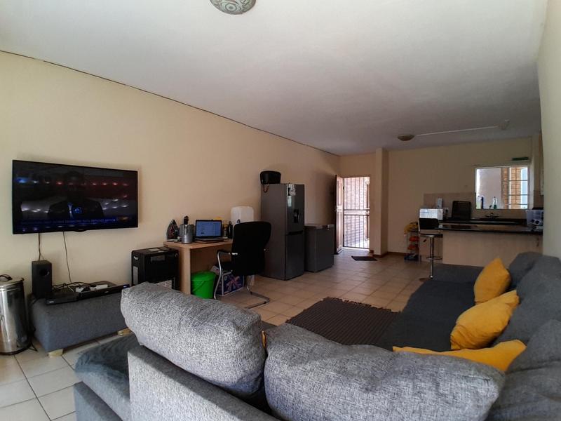 To Let 3 Bedroom Property for Rent in Valhalla Gauteng