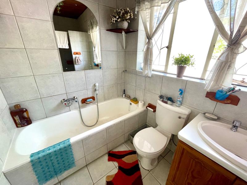 4 Bedroom Property for Sale in Noordheuwel Gauteng