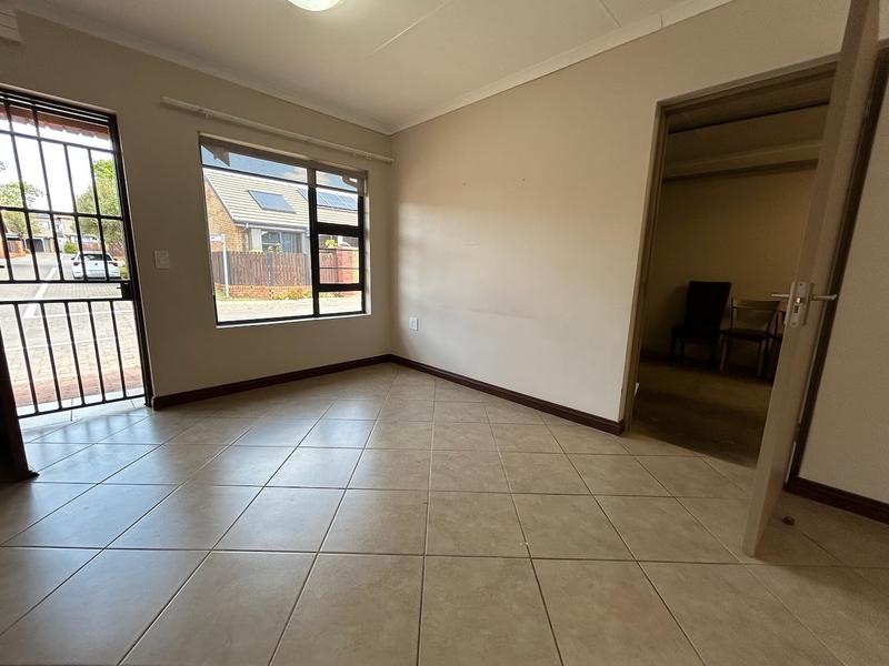 2 Bedroom Property for Sale in Pretoria East Gauteng