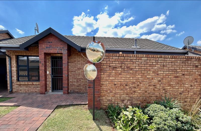 2 Bedroom Property for Sale in Pretoria East Gauteng