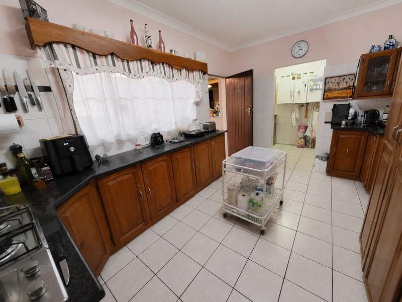 4 Bedroom Property for Sale in Kwaggasrand Gauteng