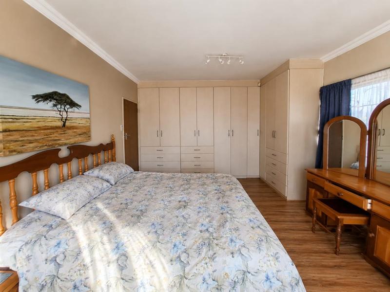 4 Bedroom Property for Sale in Kwaggasrand Gauteng