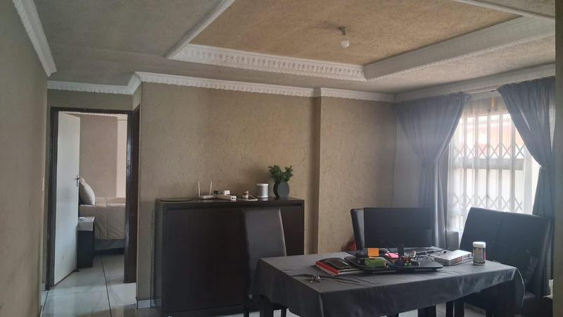 3 Bedroom Property for Sale in Siluma View Gauteng