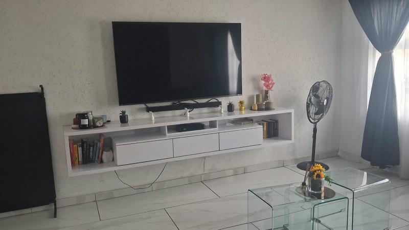 3 Bedroom Property for Sale in Siluma View Gauteng