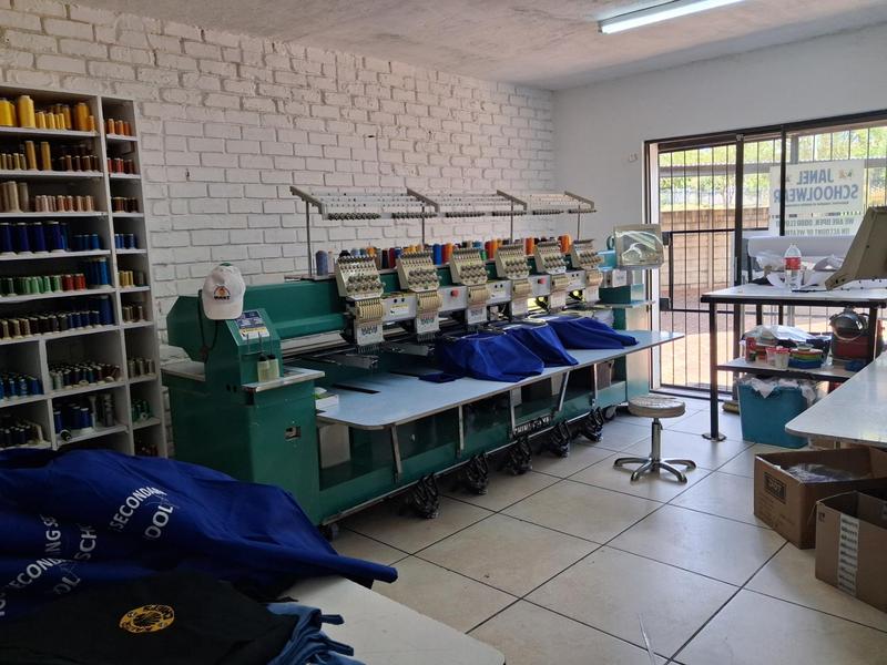 Commercial Property for Sale in Karenpark Gauteng