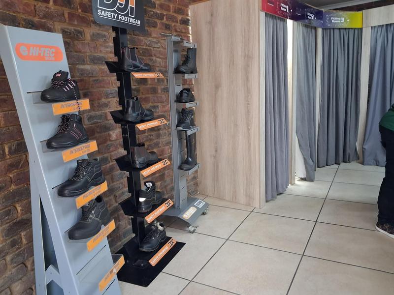Commercial Property for Sale in Karenpark Gauteng