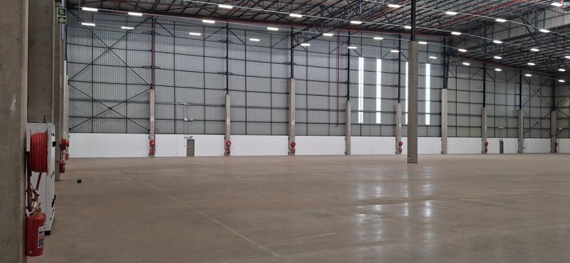 To Let Commercial Property for Rent in Chloorkop Gauteng