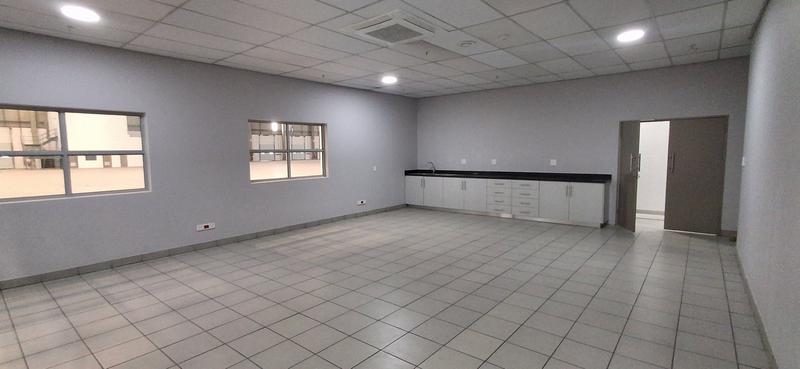 To Let Commercial Property for Rent in Chloorkop Gauteng