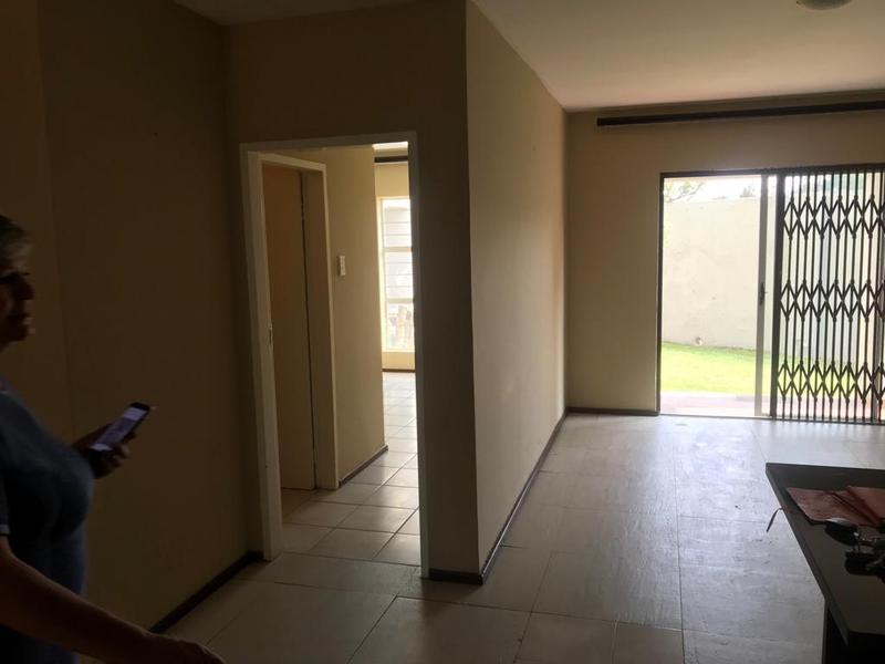 To Let 3 Bedroom Property for Rent in Ferndale Gauteng