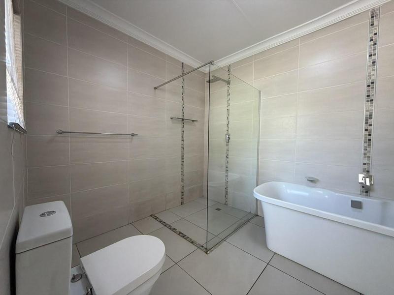 To Let 4 Bedroom Property for Rent in Parkrand Gauteng
